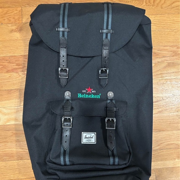 Herschel Supply Company Black Backpack with Straps